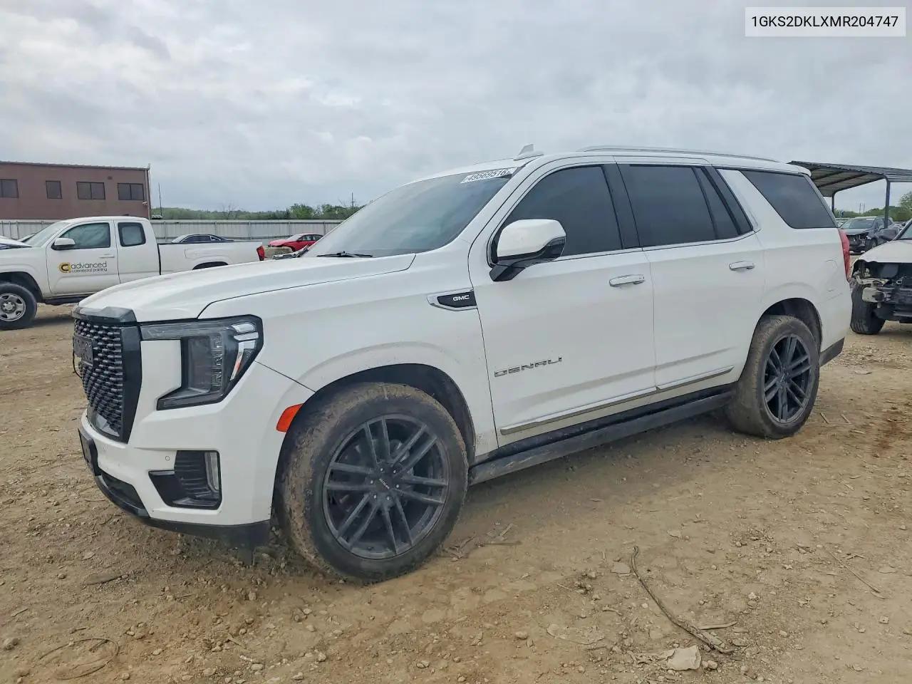 GMC Yukon Denali 2021