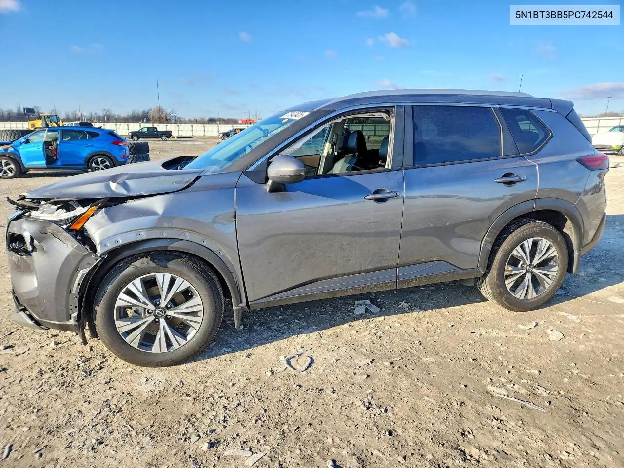 Nissan Rogue Sv 2023