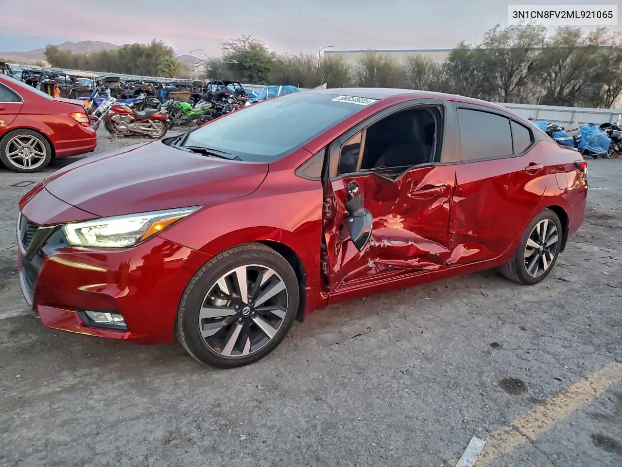 Nissan Versa Sr 2021