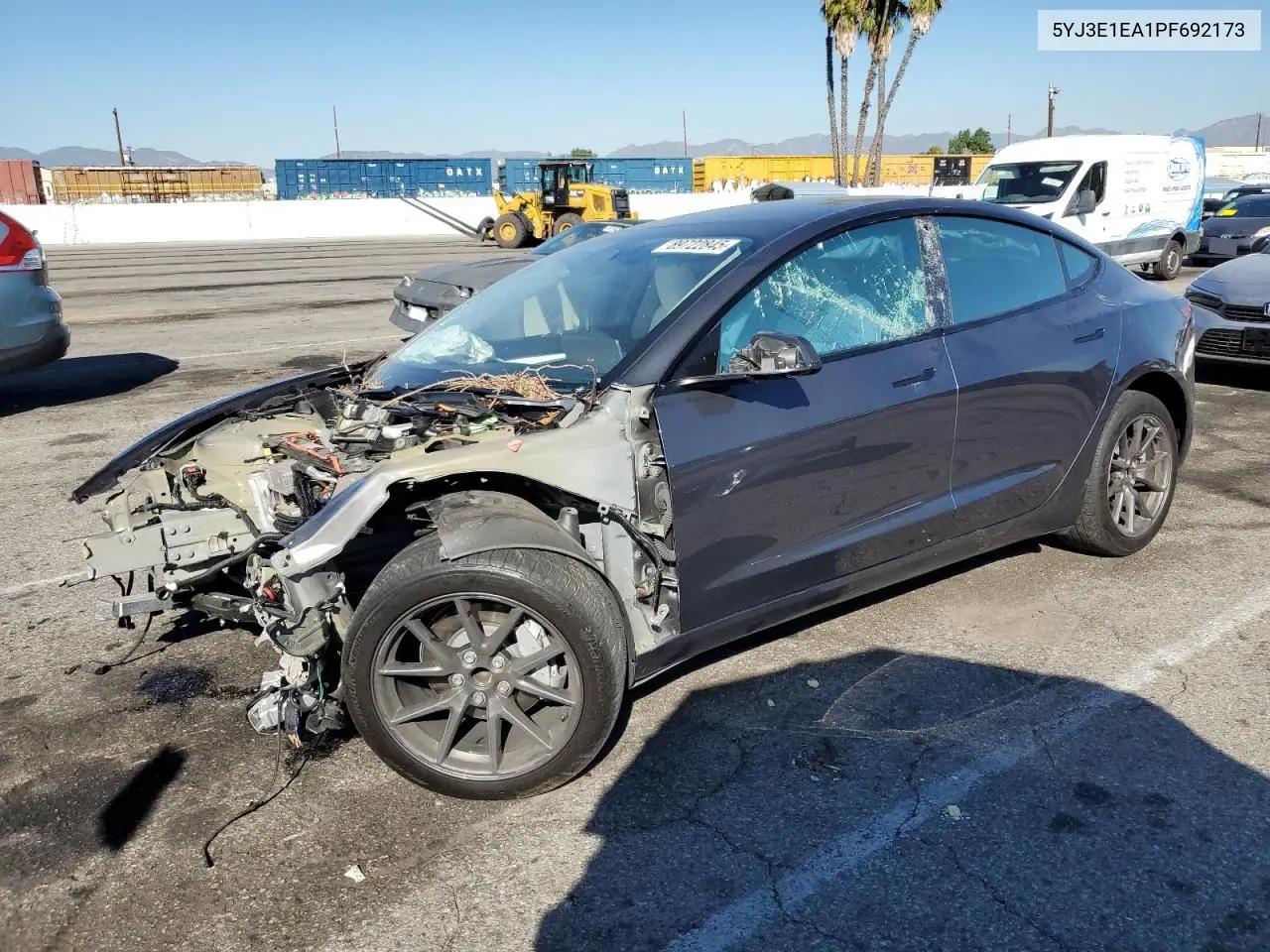 Tesla Model 3 2023