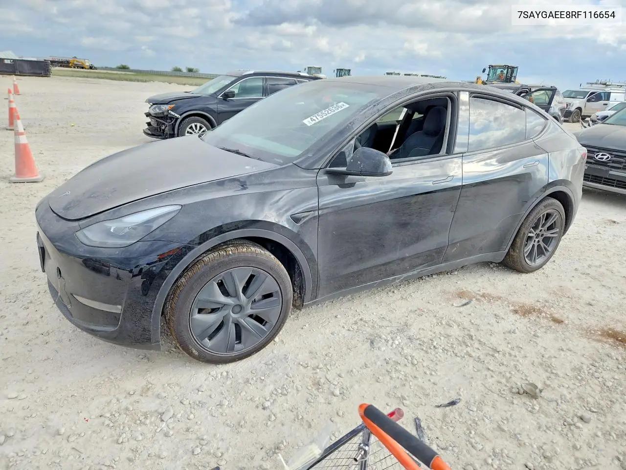Tesla Model Y 2024