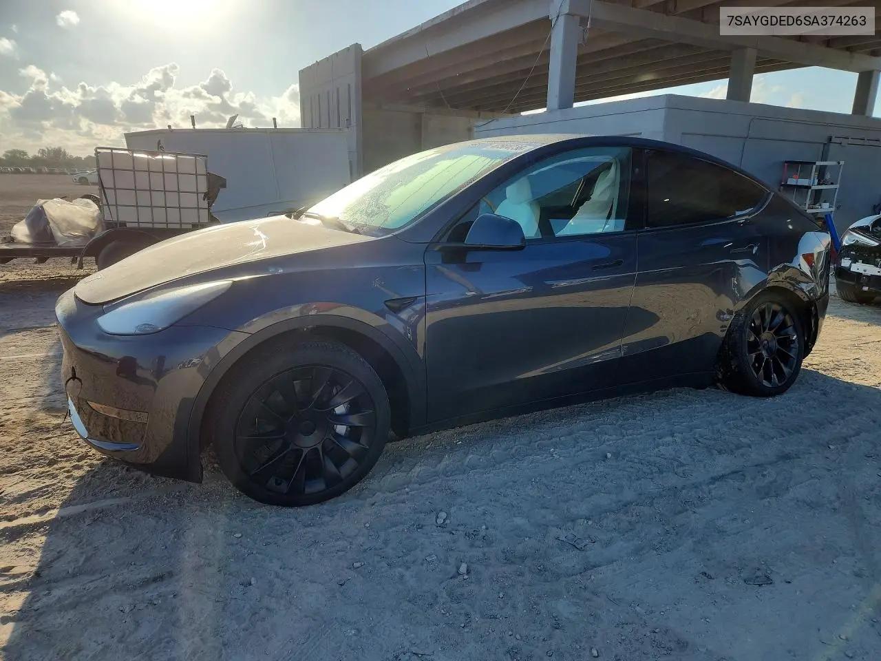 Tesla Model Y 2025
