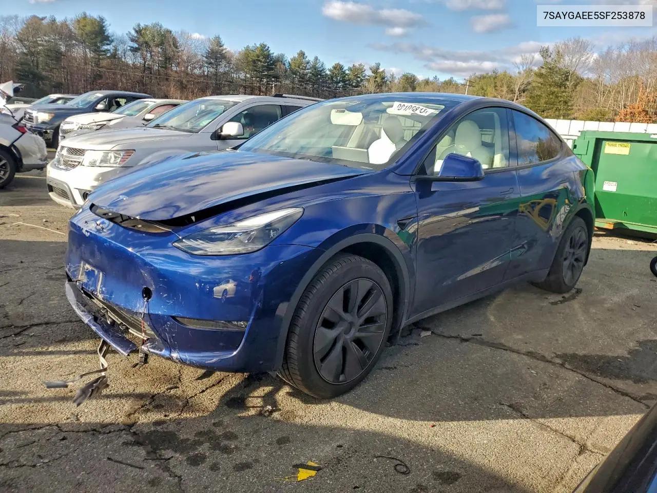 Tesla Model Y 2025