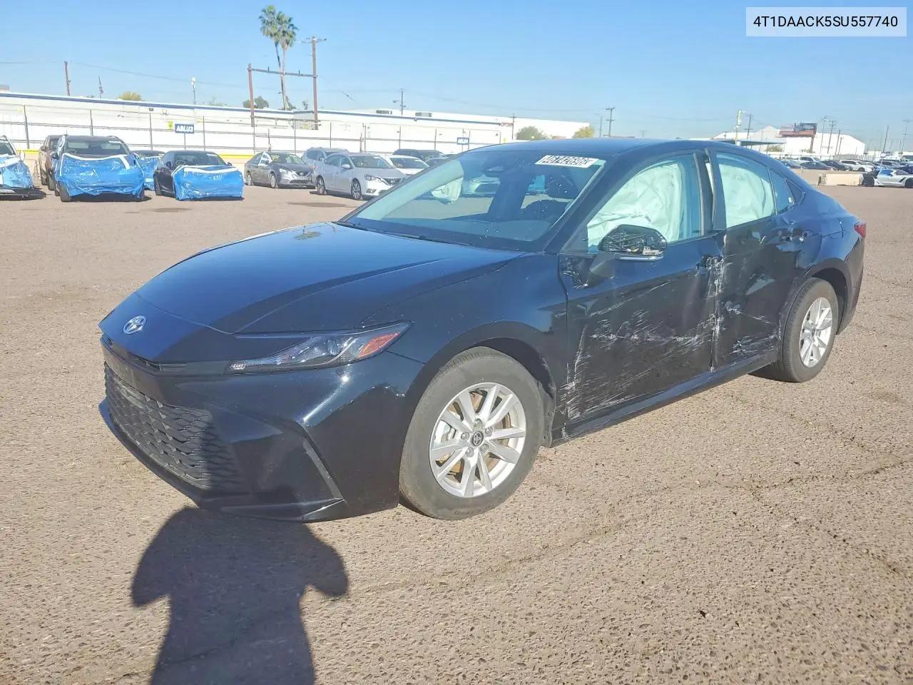 Toyota Camry Le 2025