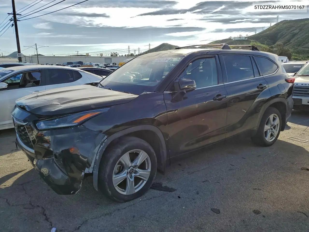 Toyota Highlander L 2021