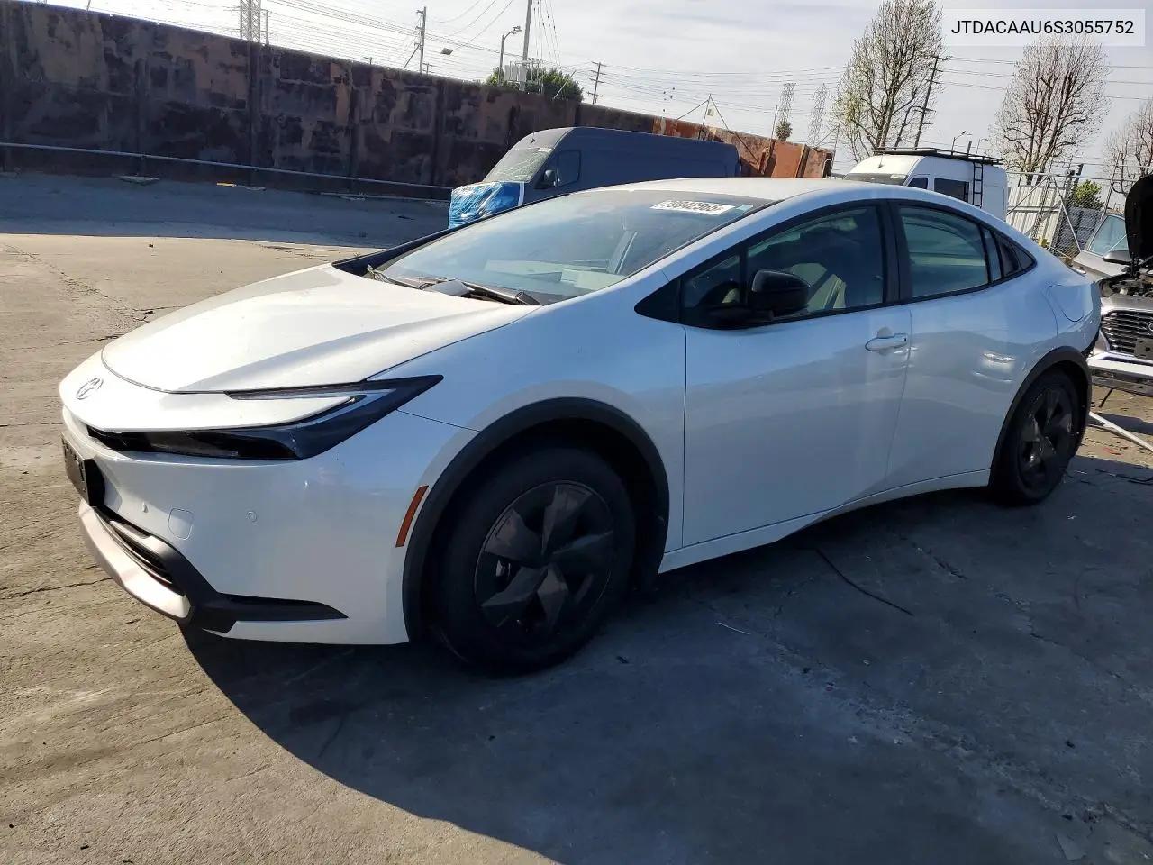 Toyota Prius Le 2025