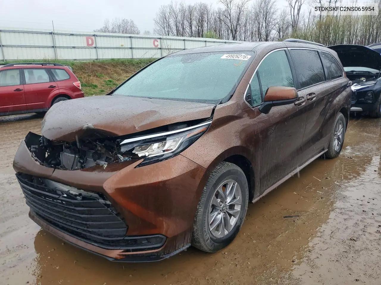 Toyota Sienna Le 2022