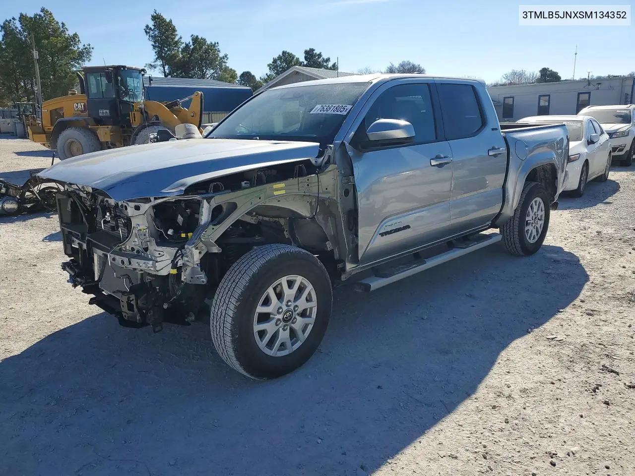 Toyota Tacoma Double Cab 2025