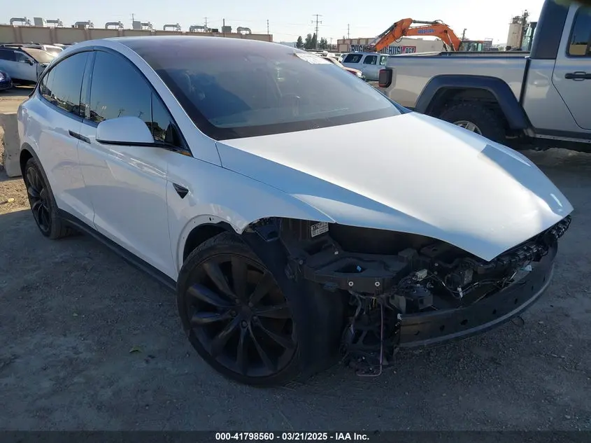 Tesla Model X Long Range Dual Motor All-Wheel Drive/Long Range Plus Dual Motor All-Wheel Drive 2020