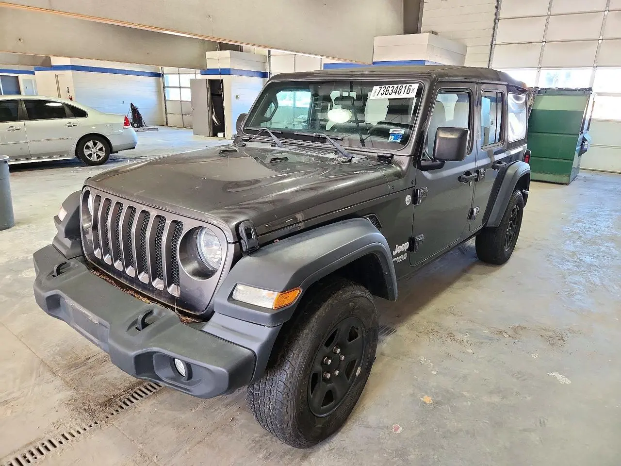 Jeep Wrangler Unlimited Sport 2018