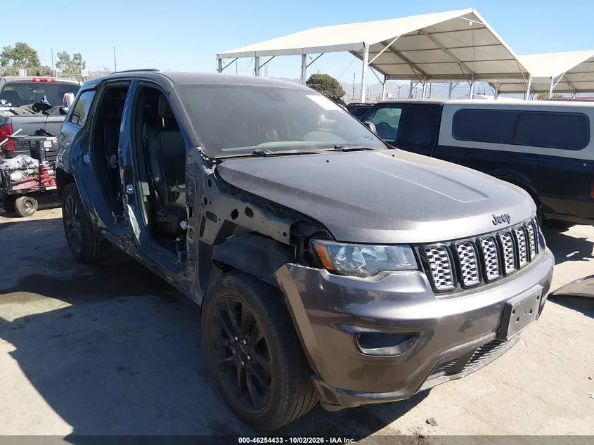 Jeep Grand Cherokee Altitude 4X4 2018