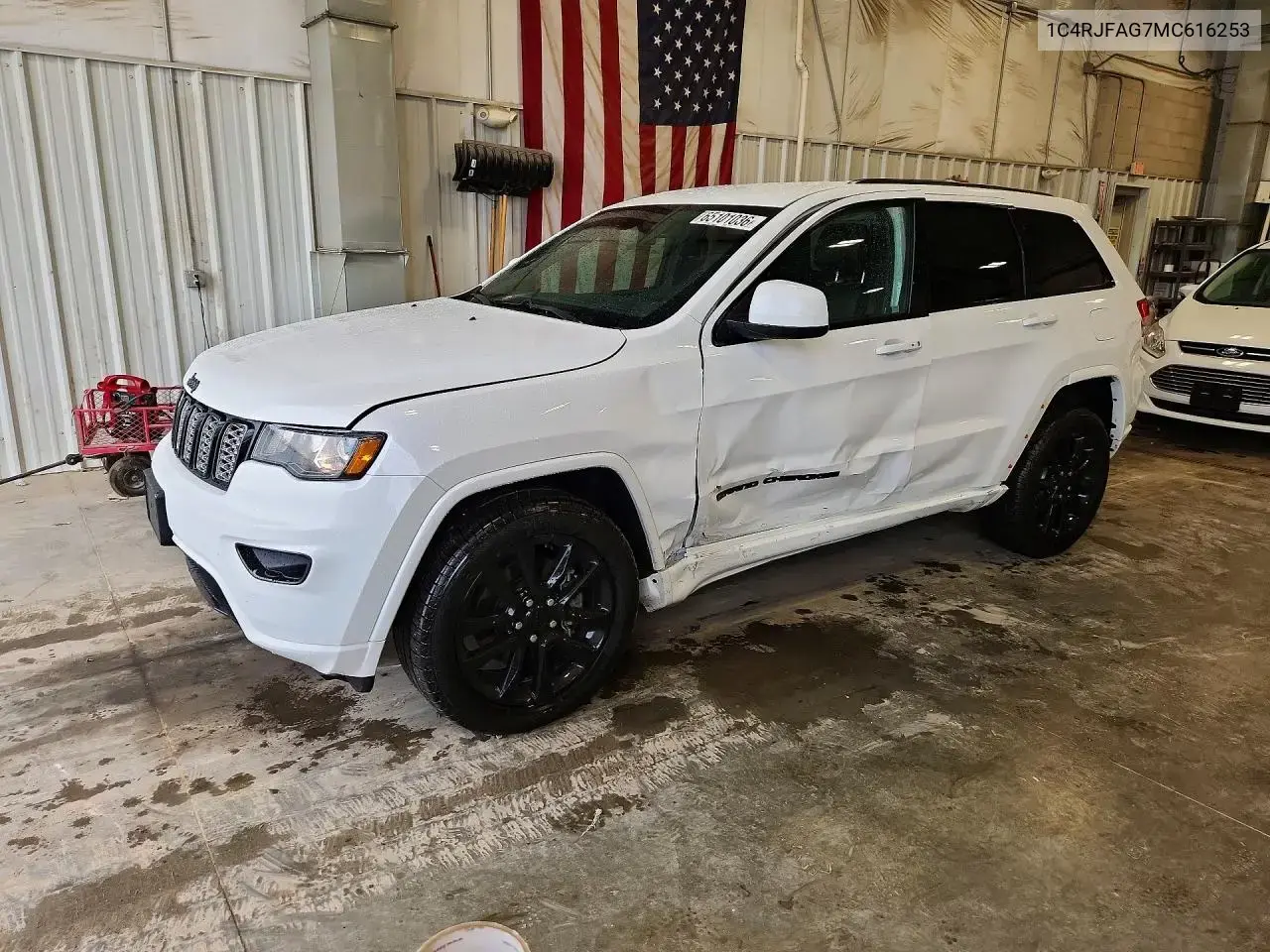 Jeep Grand Cherokee Laredo 2021