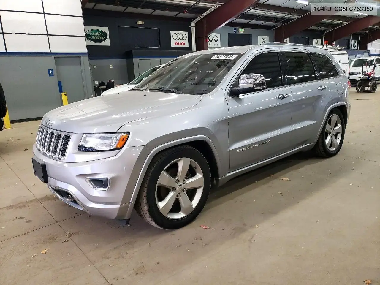 Jeep Grand Cherokee Overland 2015