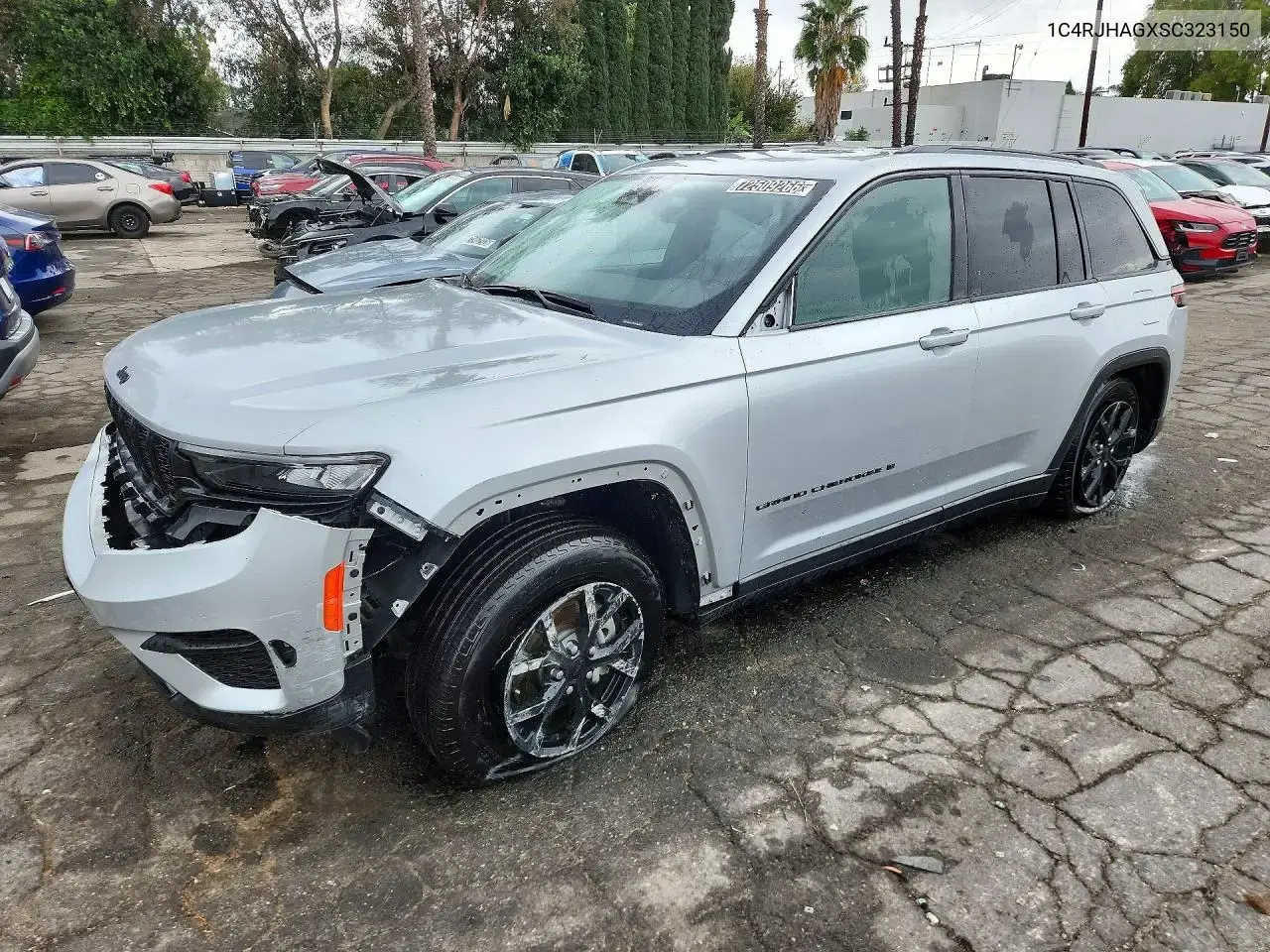 Jeep Grand Cherokee Laredo 2025