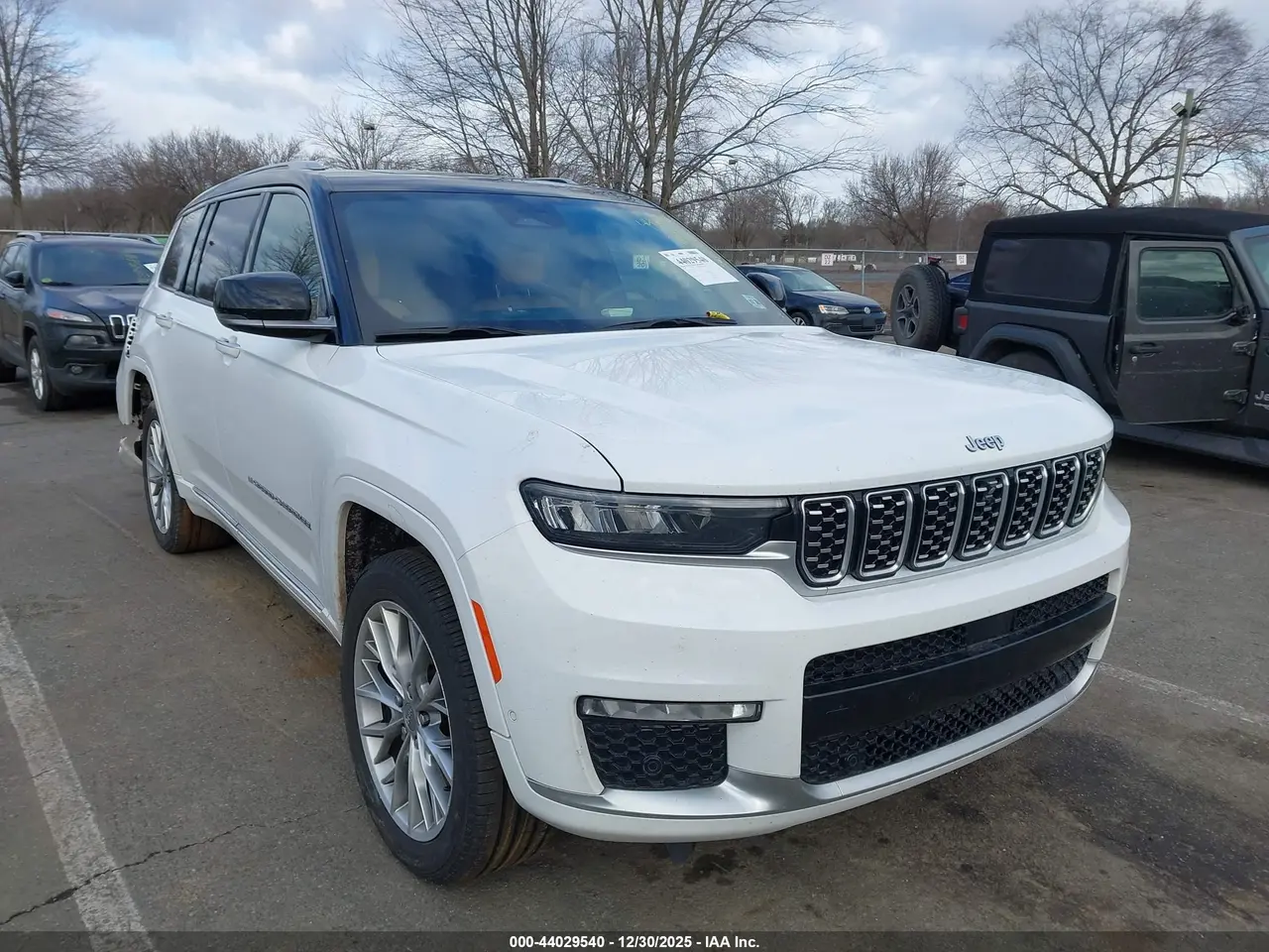Jeep Grand Cherokee L Summit 4X2 2023