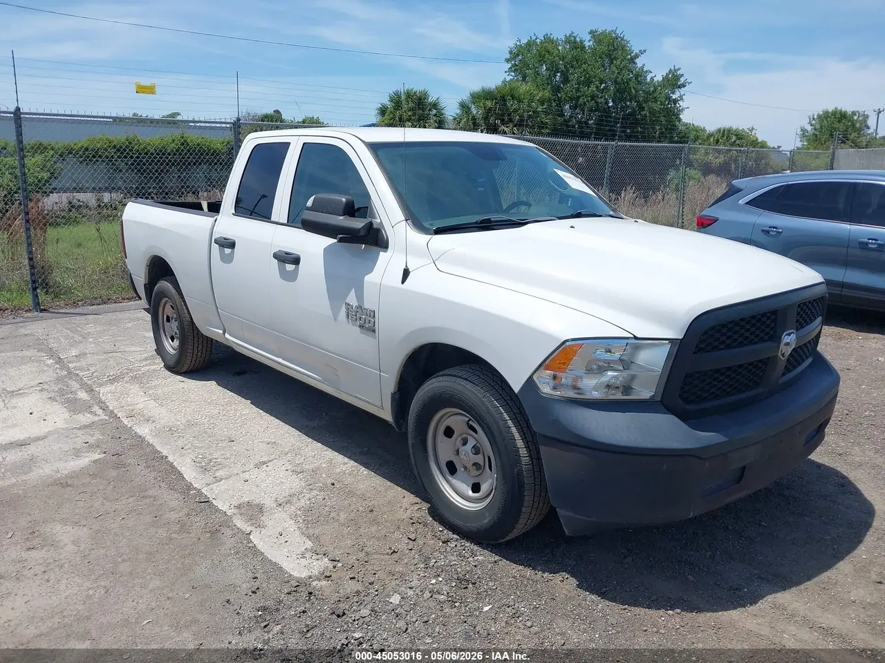 Ram 1500 Classic Tradesman 4X2 6'4 Box 2022