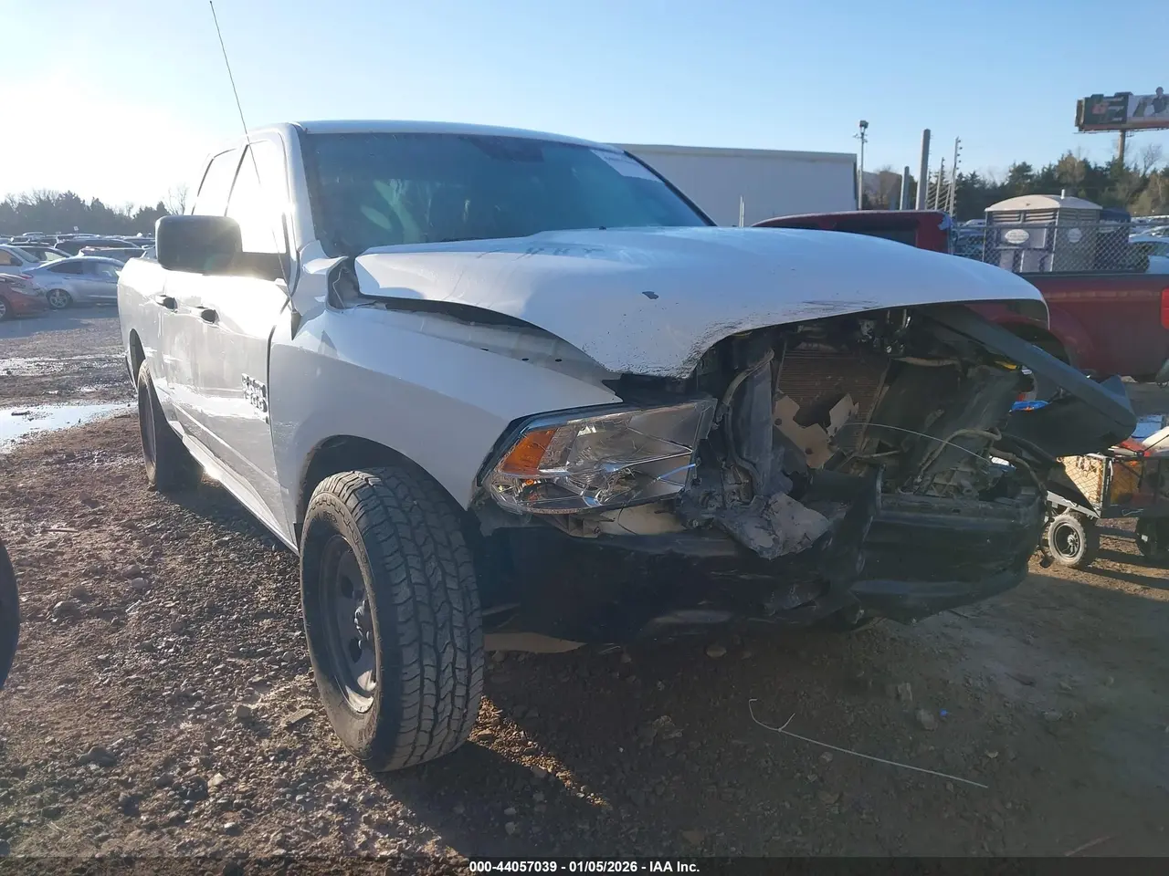Ram 1500 Classic Tradesman 4X2 6'4 Box 2022