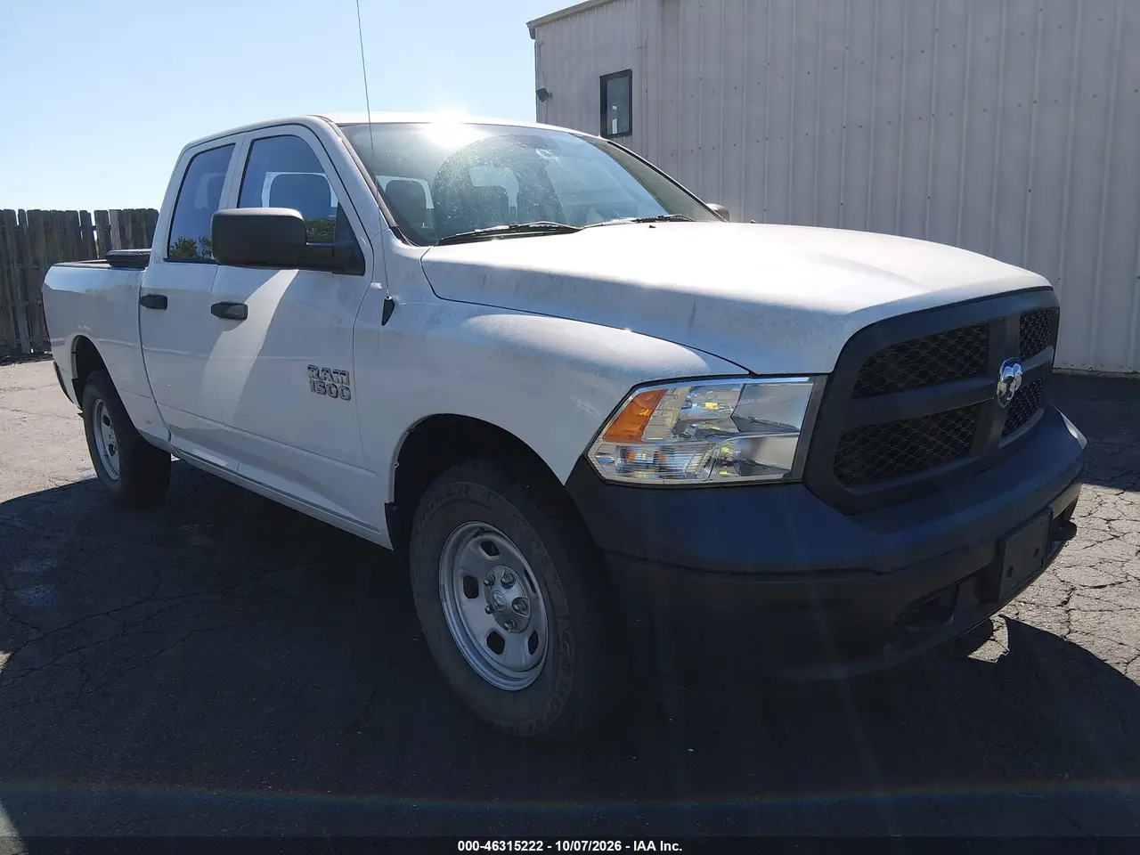 Ram 1500 Tradesman 4X4 6'4 Box 2017