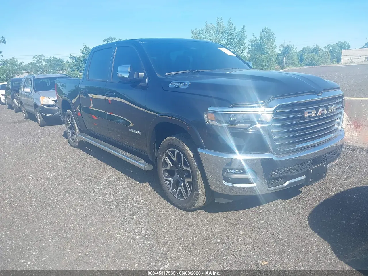 Ram 1500 Laramie 4X4 5'7 Box 2025