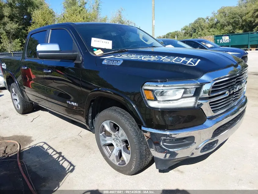 Ram 1500 Laramie 4X4 5'7 Box 2020