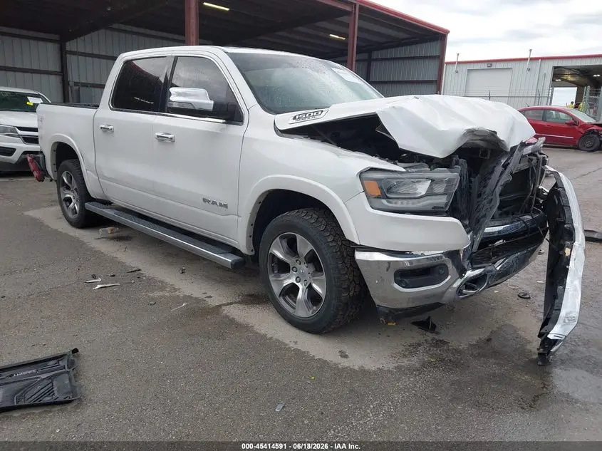 Ram 1500 Laramie 4X4 5'7 Box 2019