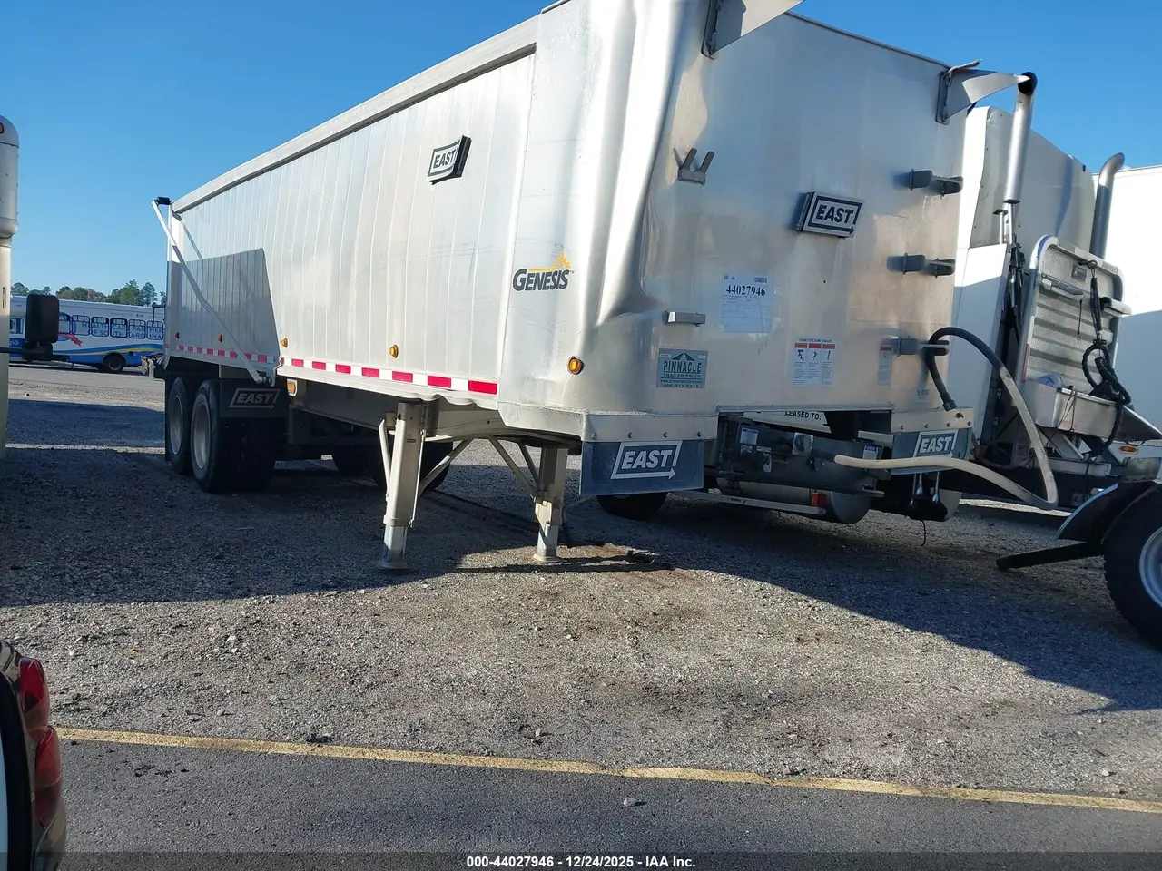 East Manufacturing Genesis Dump Trailer 2025