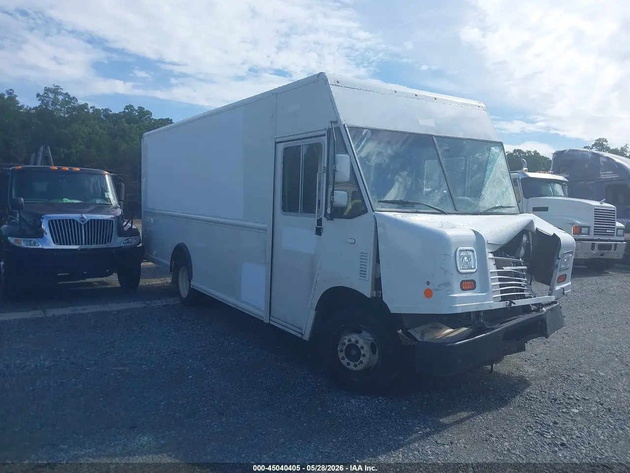 Ford F-59 Commercial Stripped 2021