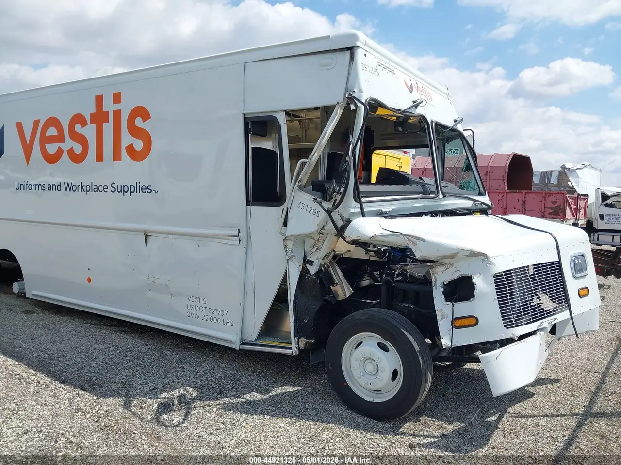 Ford F-59 Commercial Stripped 2025
