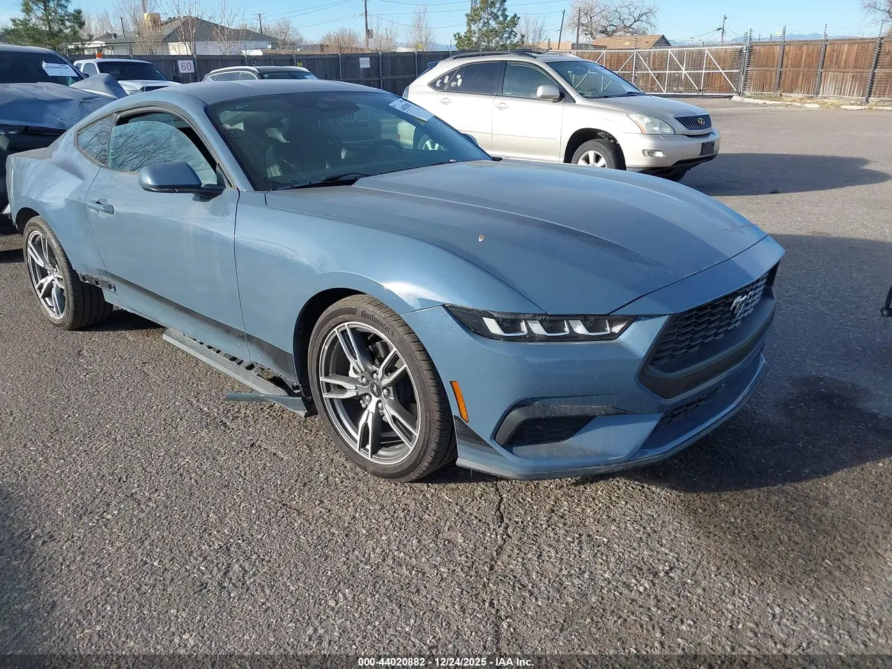 Ford Mustang Ecoboost Fastback 2025