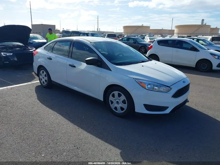 Ford Focus S 2016