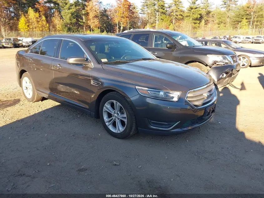 Ford Taurus Sel 2015