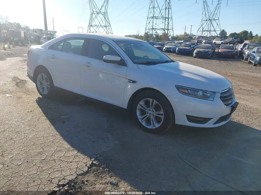 Ford Taurus Sel 2016