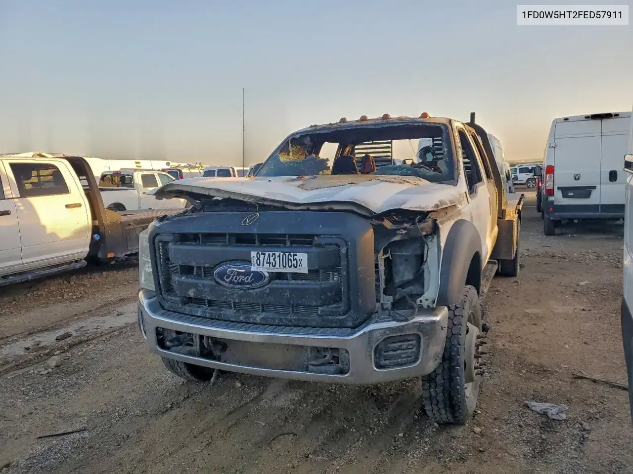 Ford F550 Super Duty Flatbed Truck 2015