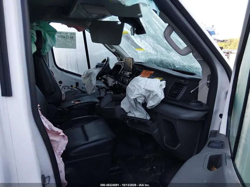 Ford Transit-350 Cab 2020