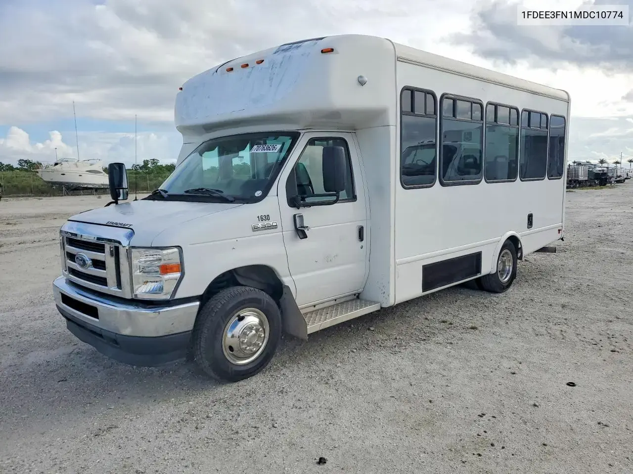 Ford E350 Shuttle Bus 2021