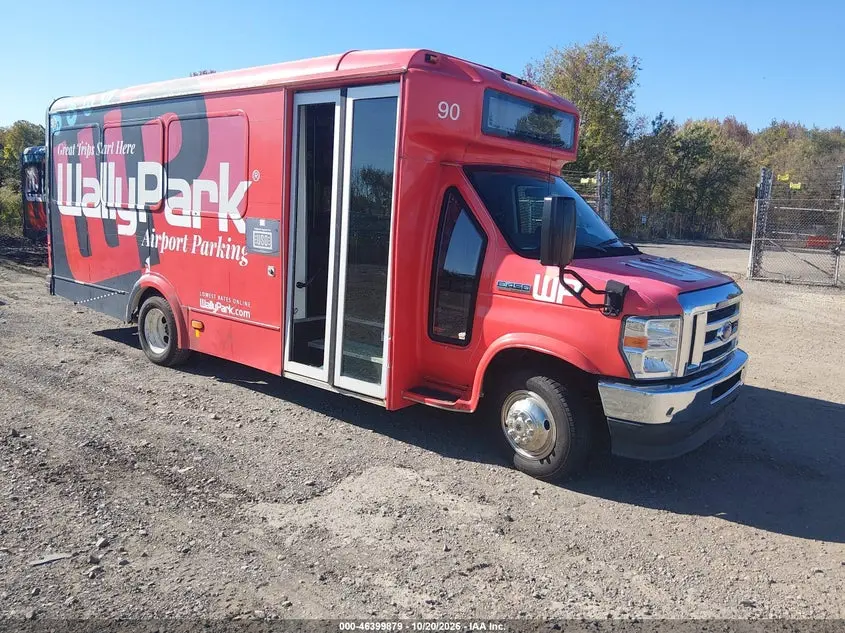 Ford E-450 Cutaway 2018