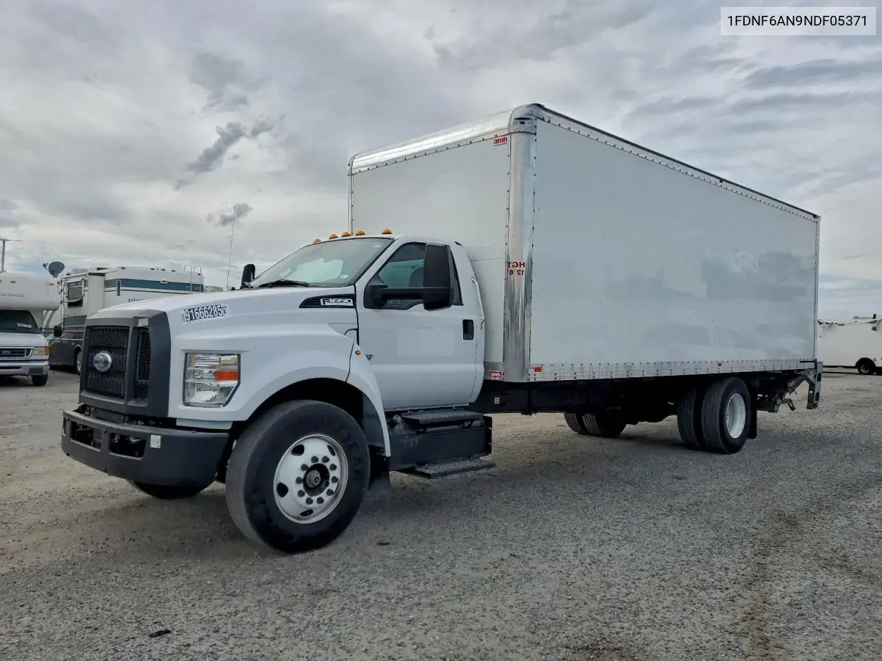 Ford F650 Super Duty Box Truck 2022