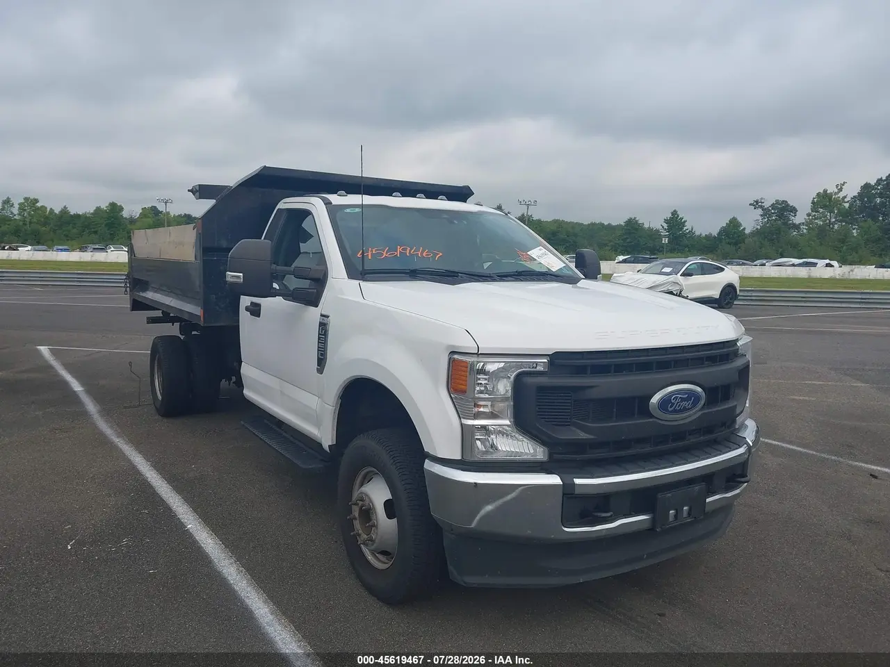 Ford F-350 Chassis Xl 2022