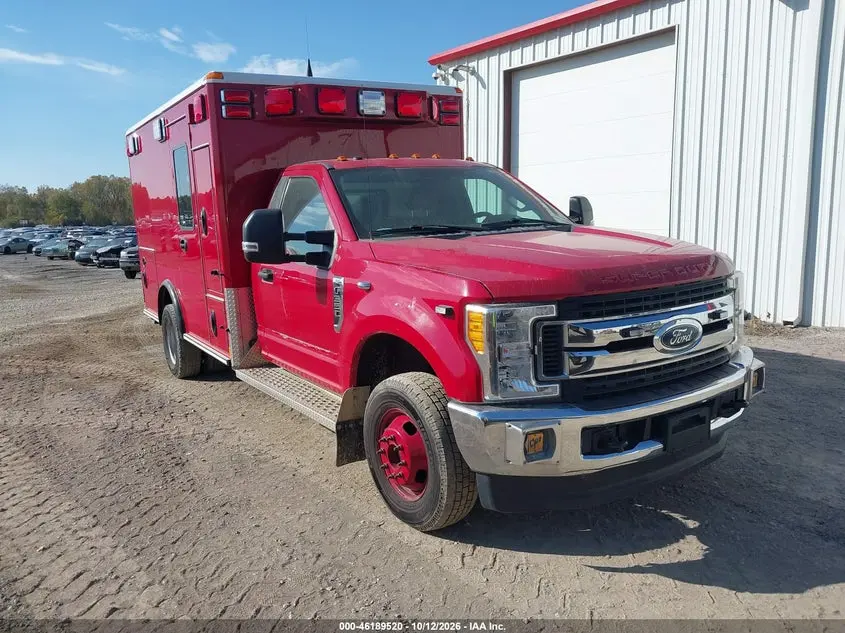 Ford F-350 Chassis Xlt 2017