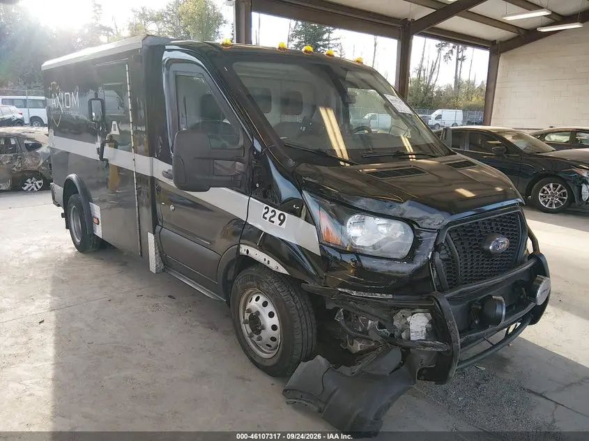 Ford Transit-350 Cutaway 2023