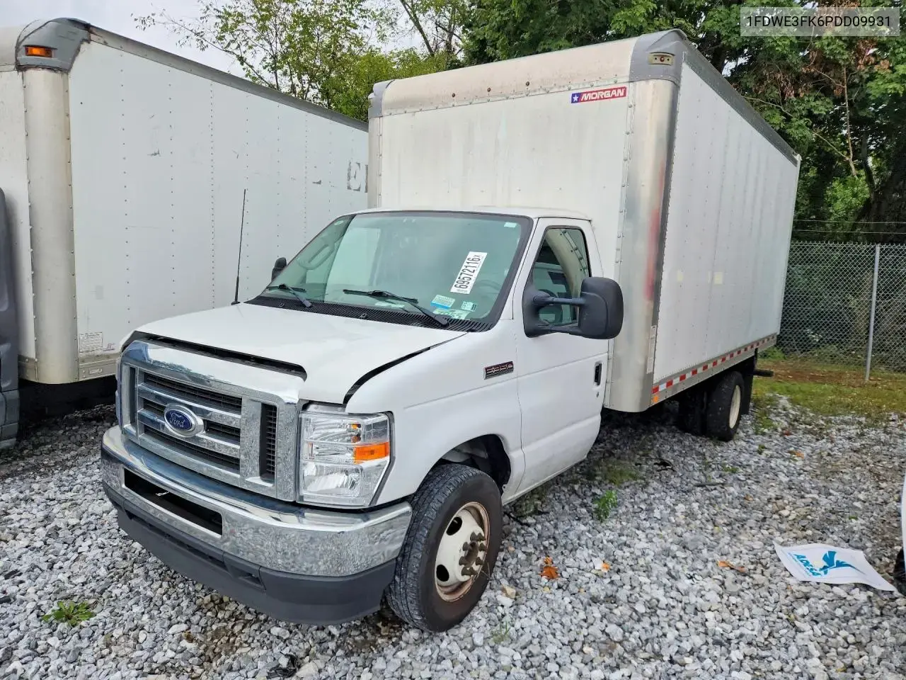 Ford Econoline E350 Super Duty Cutaway Van 2023