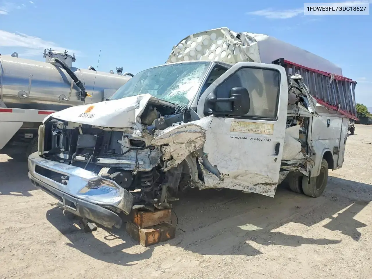 Ford Econoline E350 Super Duty Cutaway Van 2016