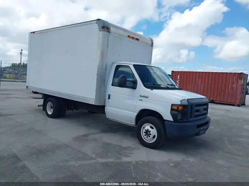 Ford E-350 Cutaway 2016