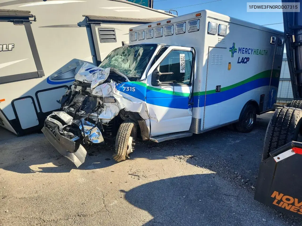 Ford Econoline E350 Super Duty Cutaway Van 2024