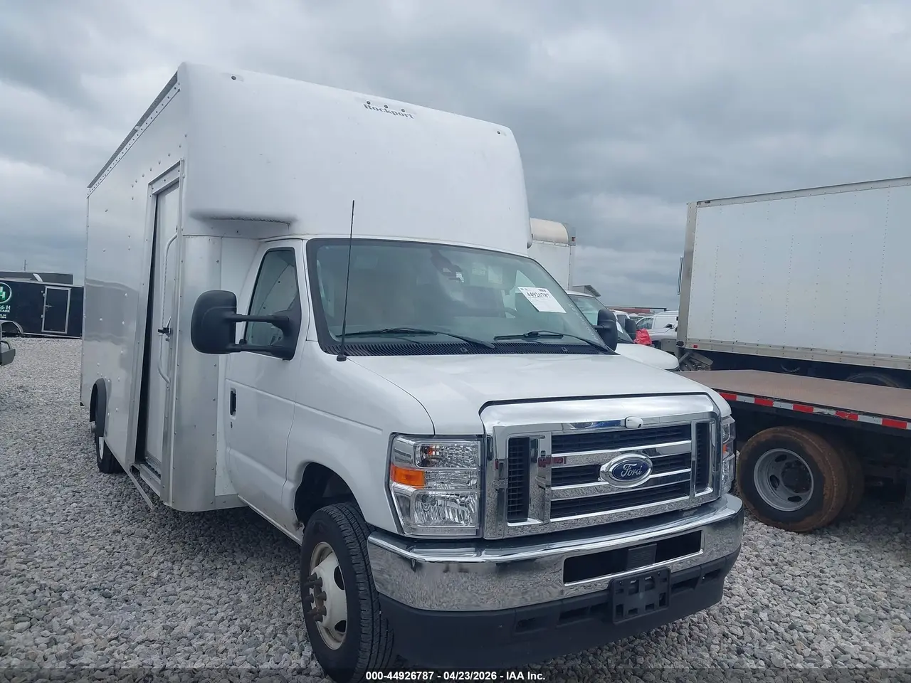 Ford E-450 Cutaway 2024