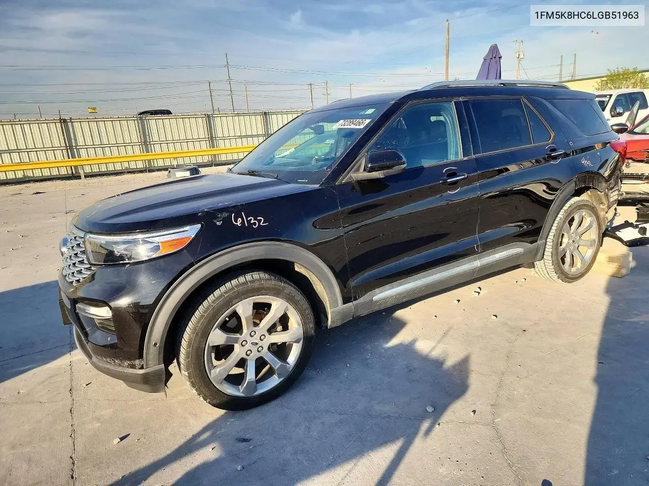 Ford Explorer Platinum 2020