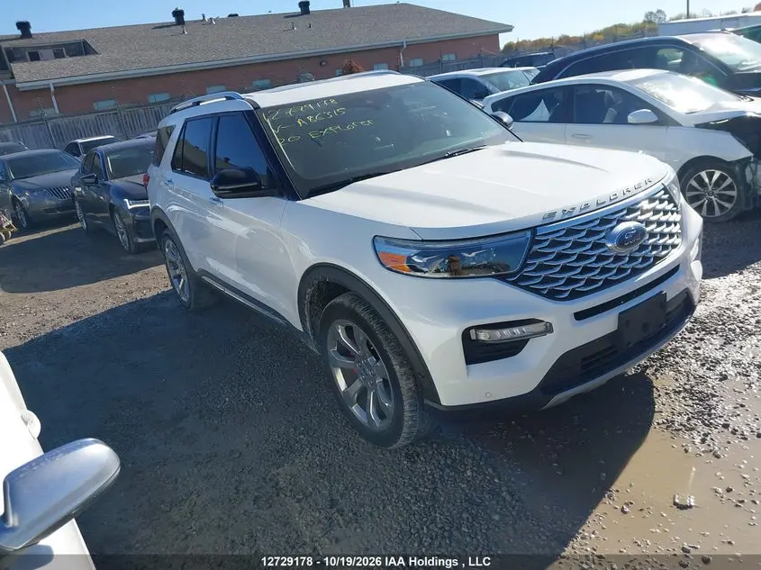 Ford Explorer Platinum 2020