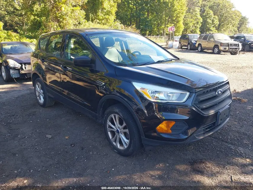 Ford Escape S 2017