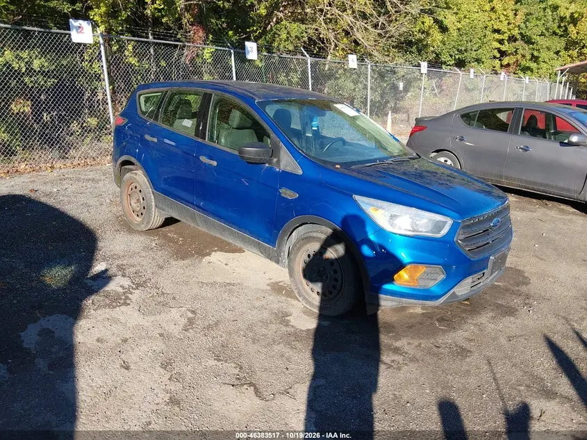 Ford Escape S 2017