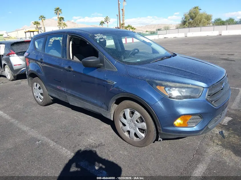 Ford Escape S 2018